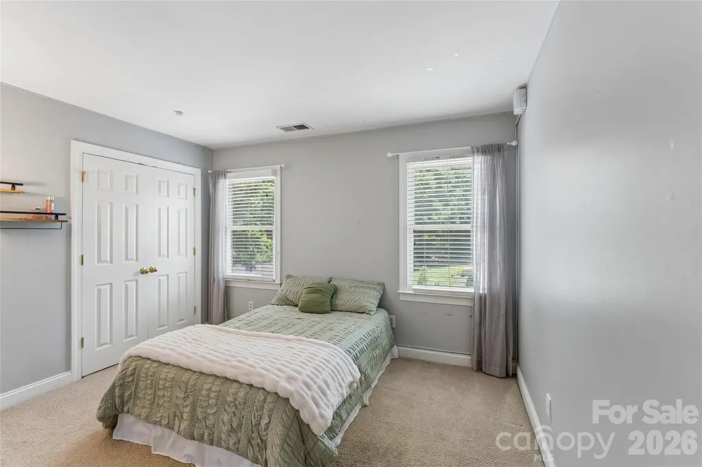 9034 Cambridge Green Drive Charlotte NC 28277