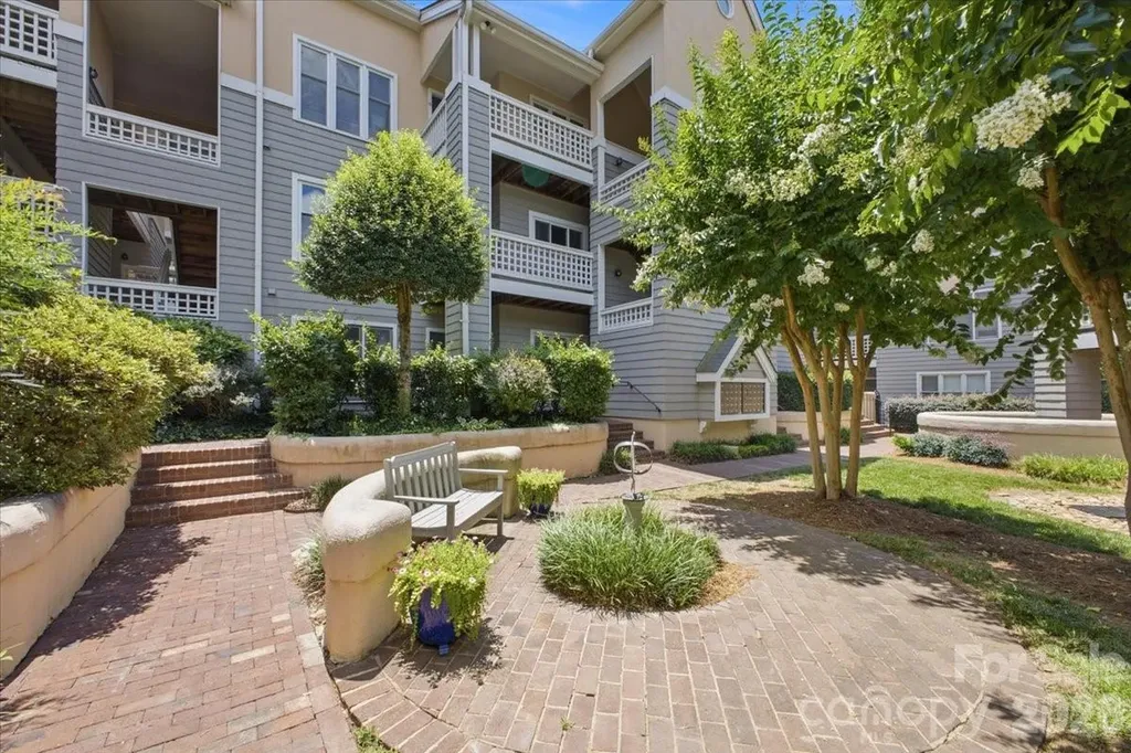 232 Queens Road Charlotte NC 28204