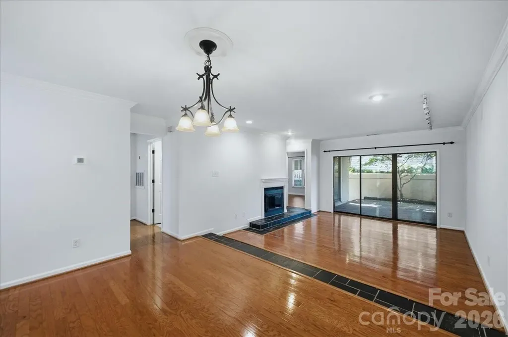 232 Queens Road Charlotte NC 28204