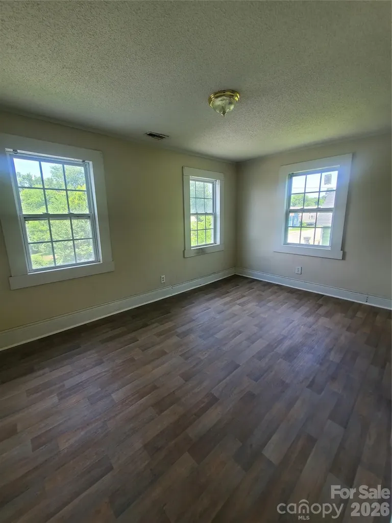 325 Goff Street Charlotte NC 28208