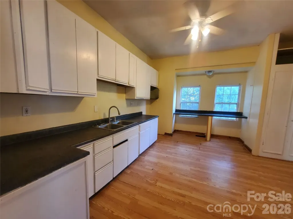 325 Goff Street Charlotte NC 28208