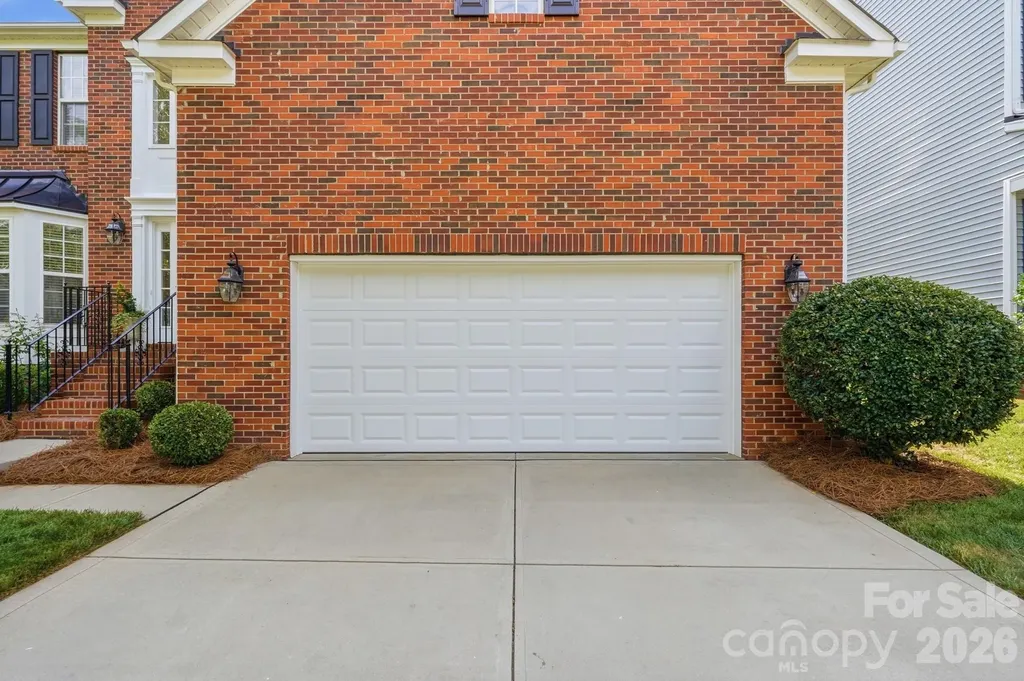 2117 Lord Proprietor Lane Waxhaw NC 28173