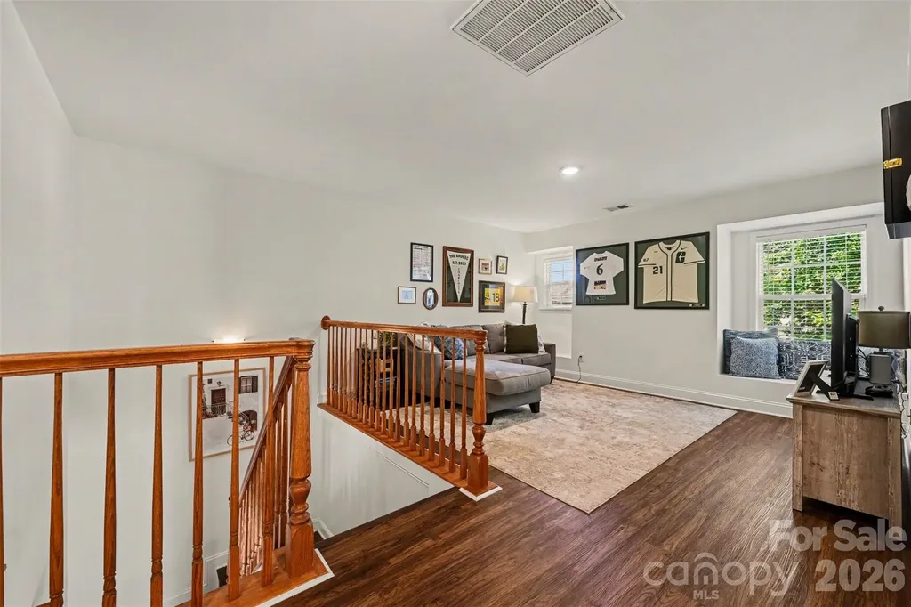 8915 Oransay Way Charlotte NC 28278