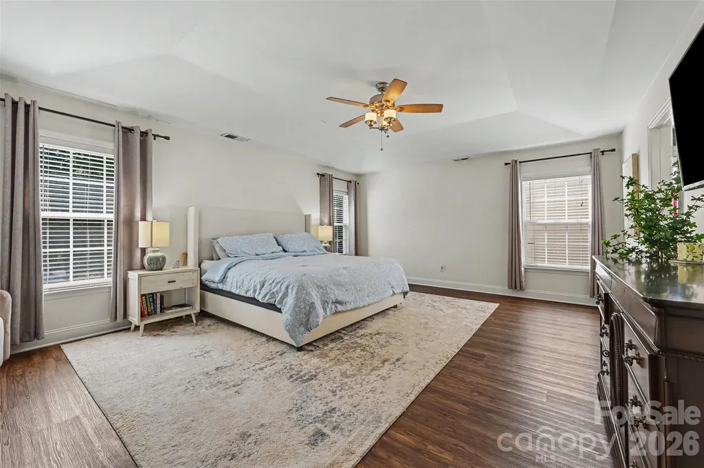 8915 Oransay Way Charlotte NC 28278