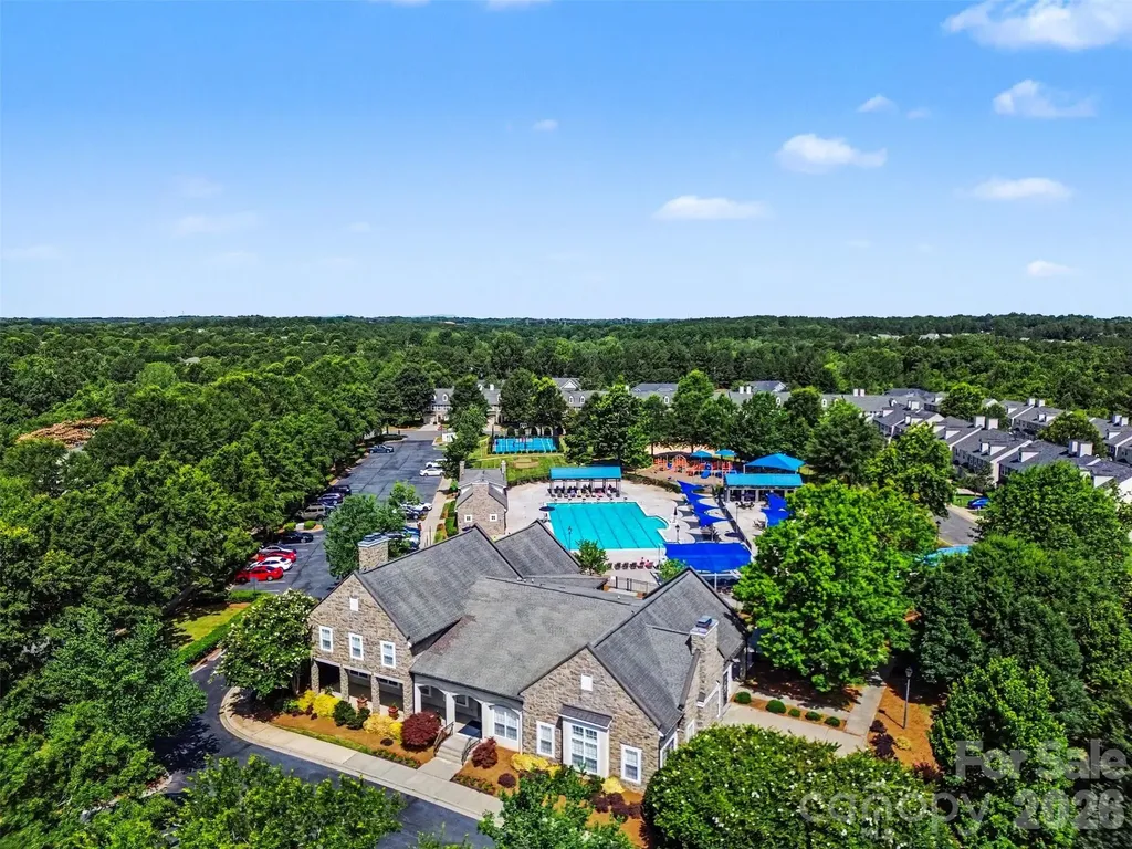 8915 Oransay Way Charlotte NC 28278