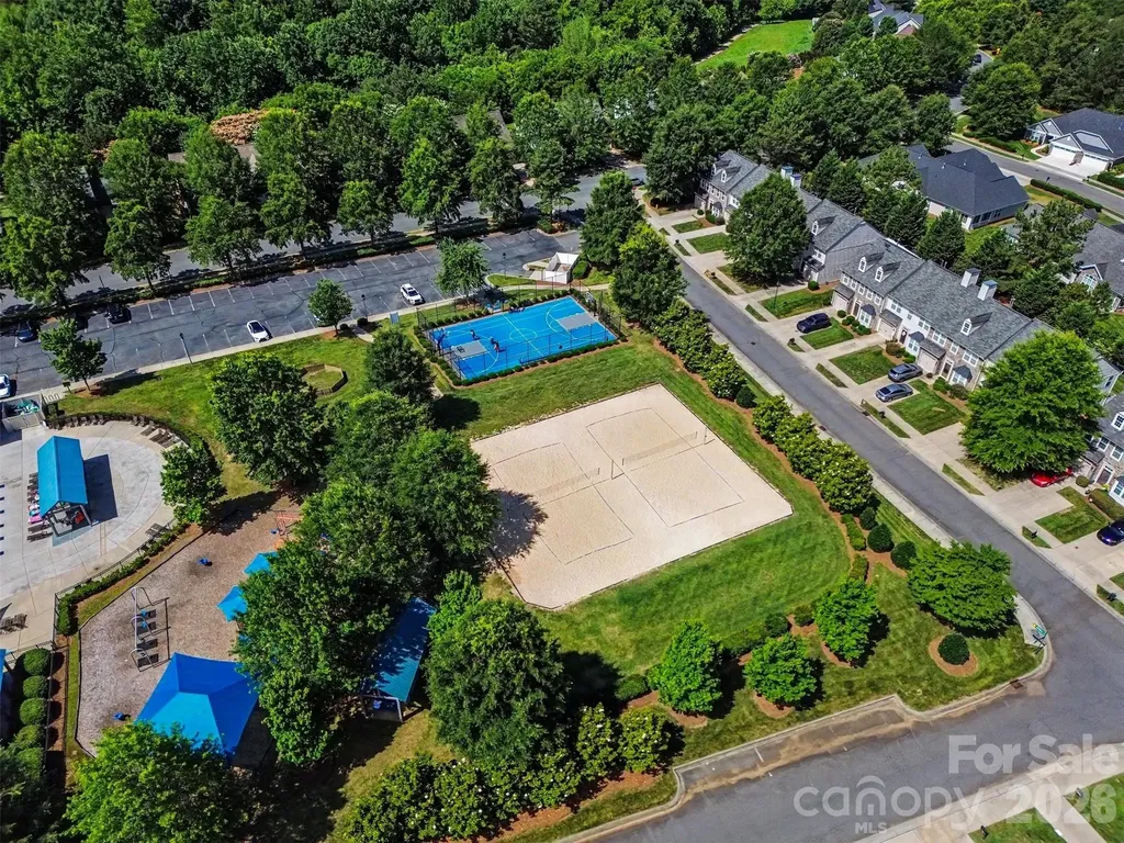 8915 Oransay Way Charlotte NC 28278