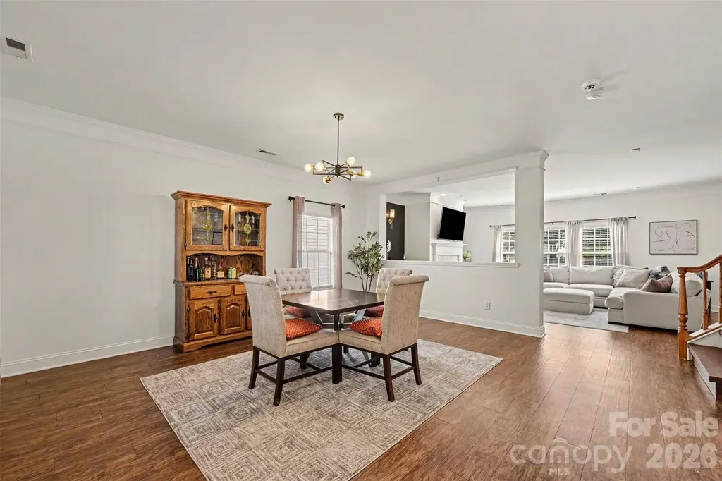 8915 Oransay Way Charlotte NC 28278