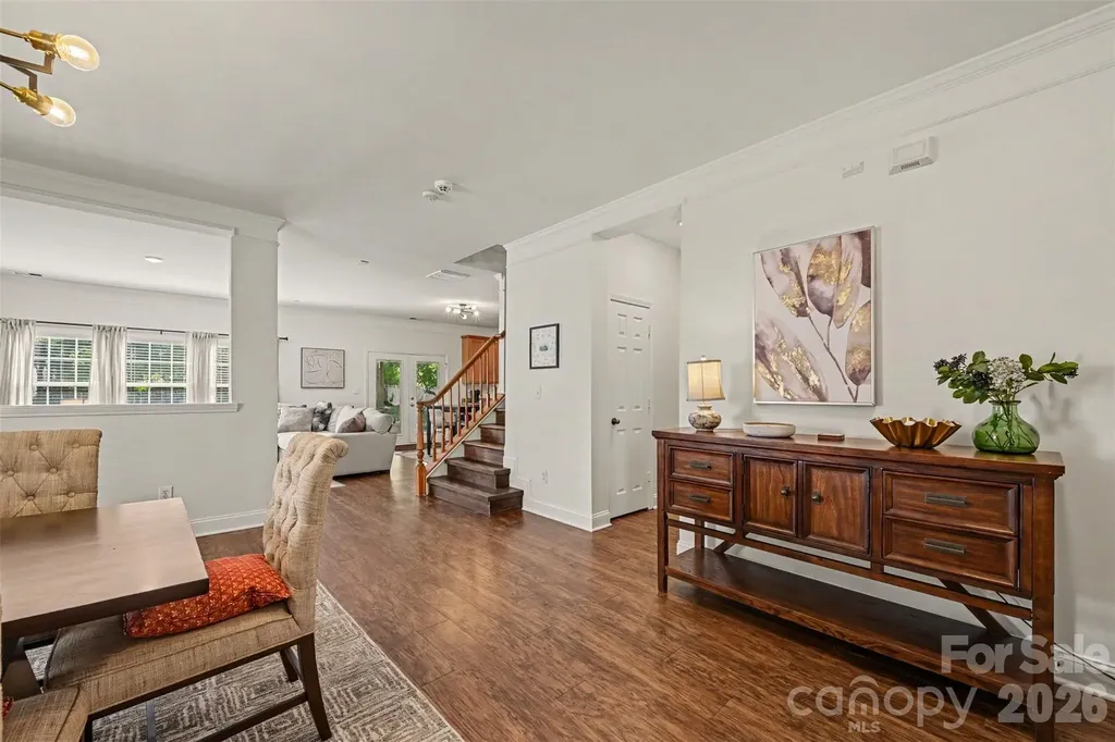 8915 Oransay Way Charlotte NC 28278