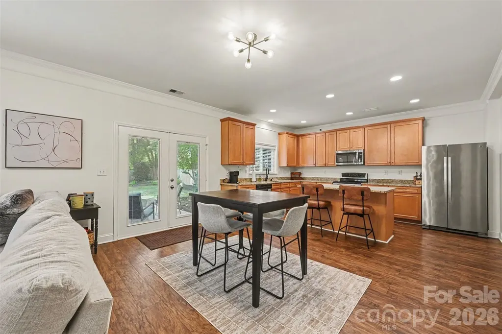 8915 Oransay Way Charlotte NC 28278
