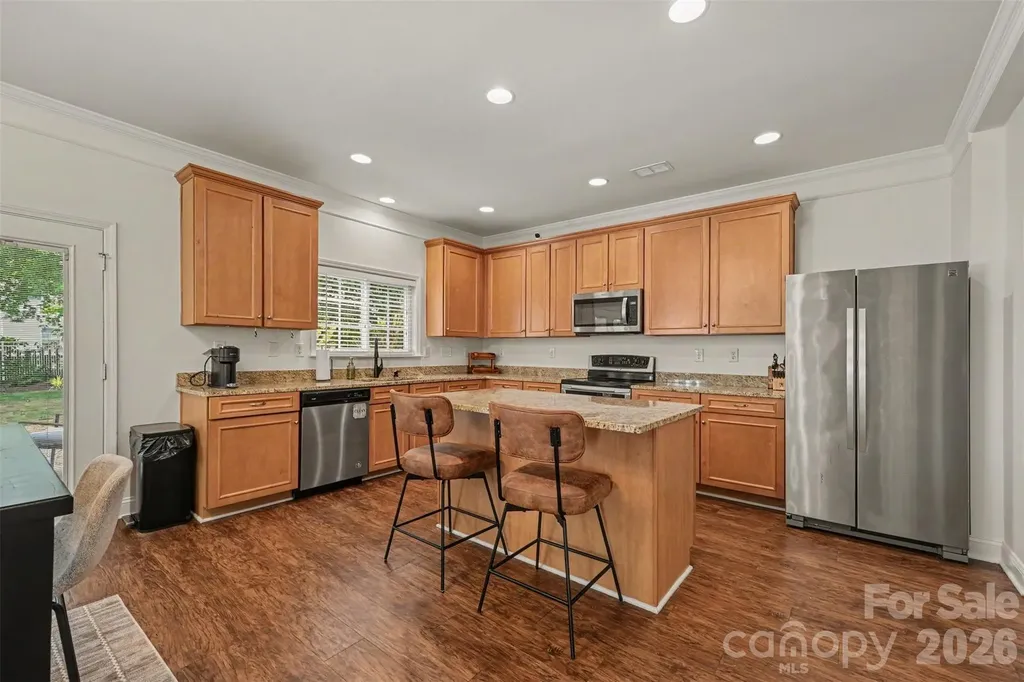 8915 Oransay Way Charlotte NC 28278