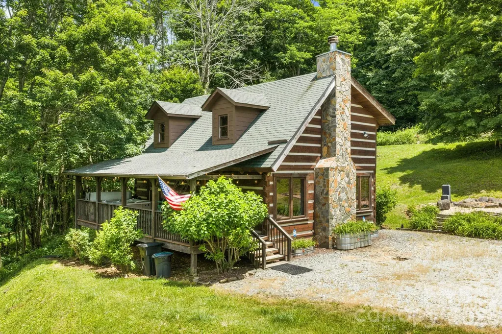 122 Cedar Cove Lane Zionville NC 28698