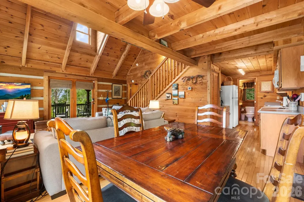 122 Cedar Cove Lane Zionville NC 28698