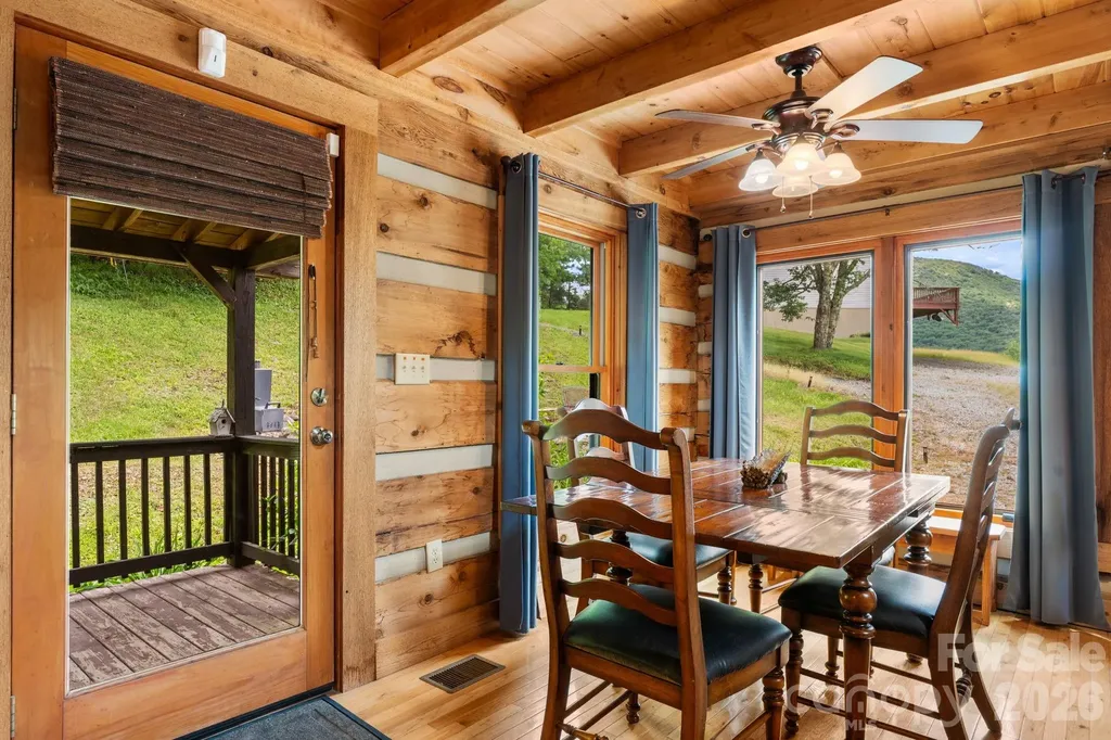 122 Cedar Cove Lane Zionville NC 28698