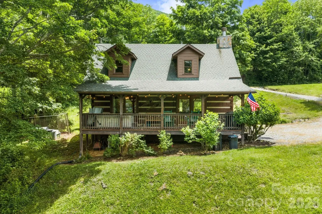 122 Cedar Cove Lane Zionville NC 28698