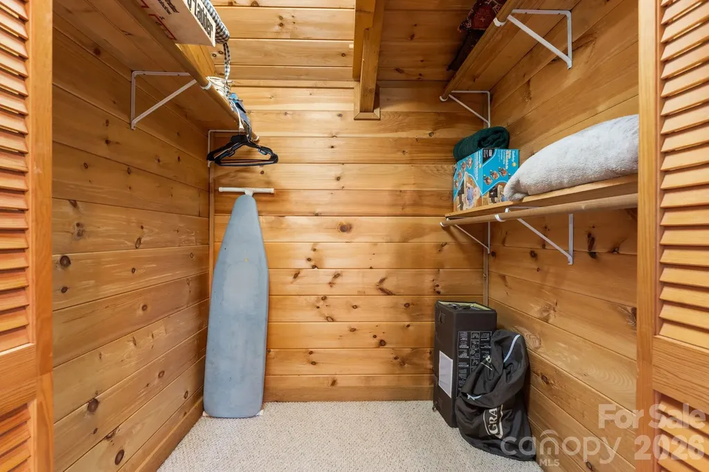122 Cedar Cove Lane Zionville NC 28698