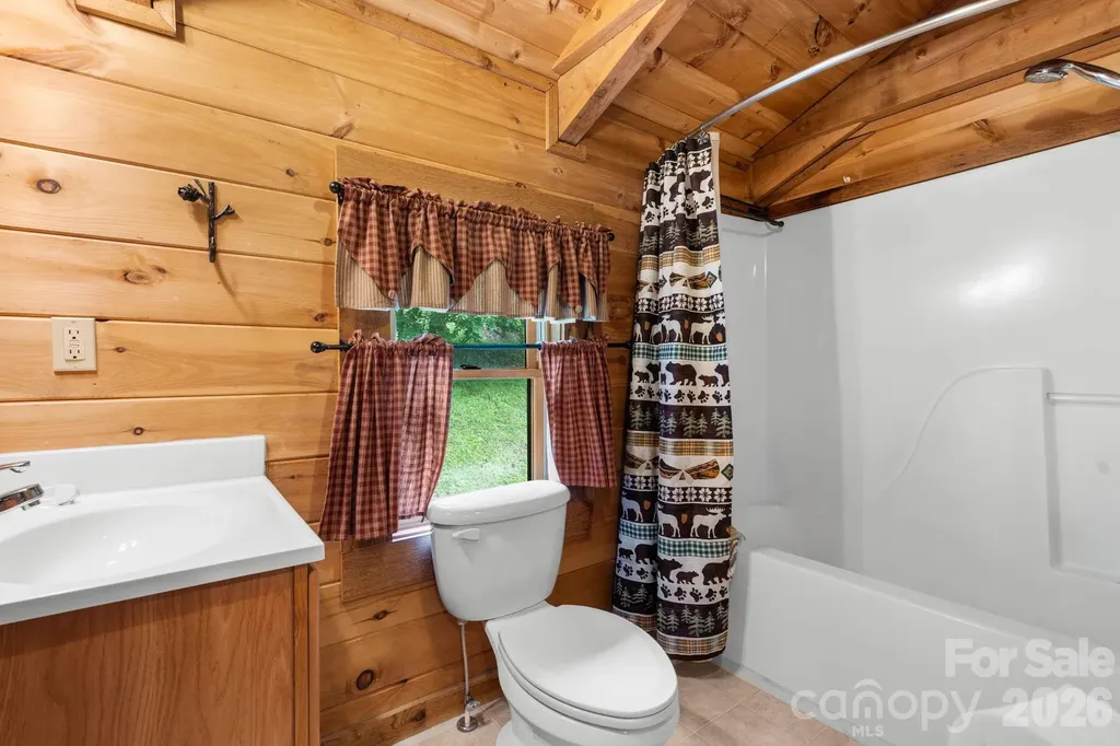 122 Cedar Cove Lane Zionville NC 28698