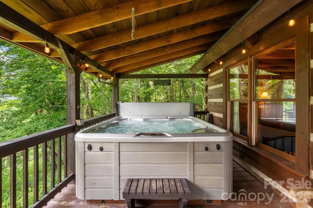 122 Cedar Cove Lane Zionville NC 28698