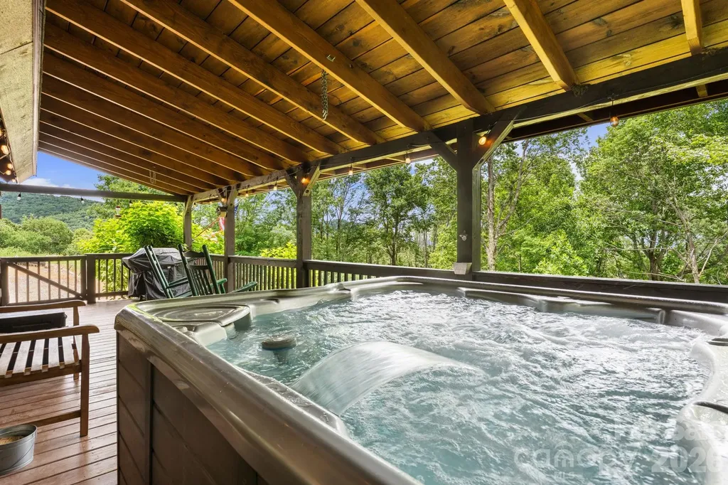 122 Cedar Cove Lane Zionville NC 28698