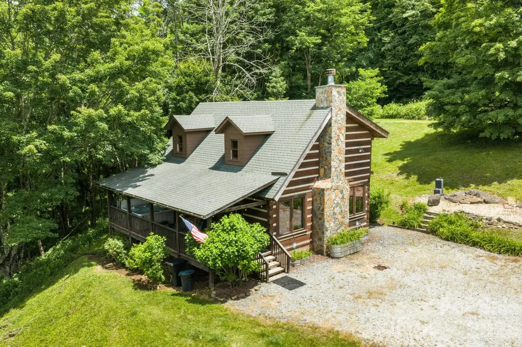 122 Cedar Cove Lane Zionville NC 28698