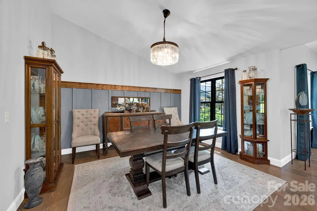 23 Lindsey Loop Road Fletcher NC 28732