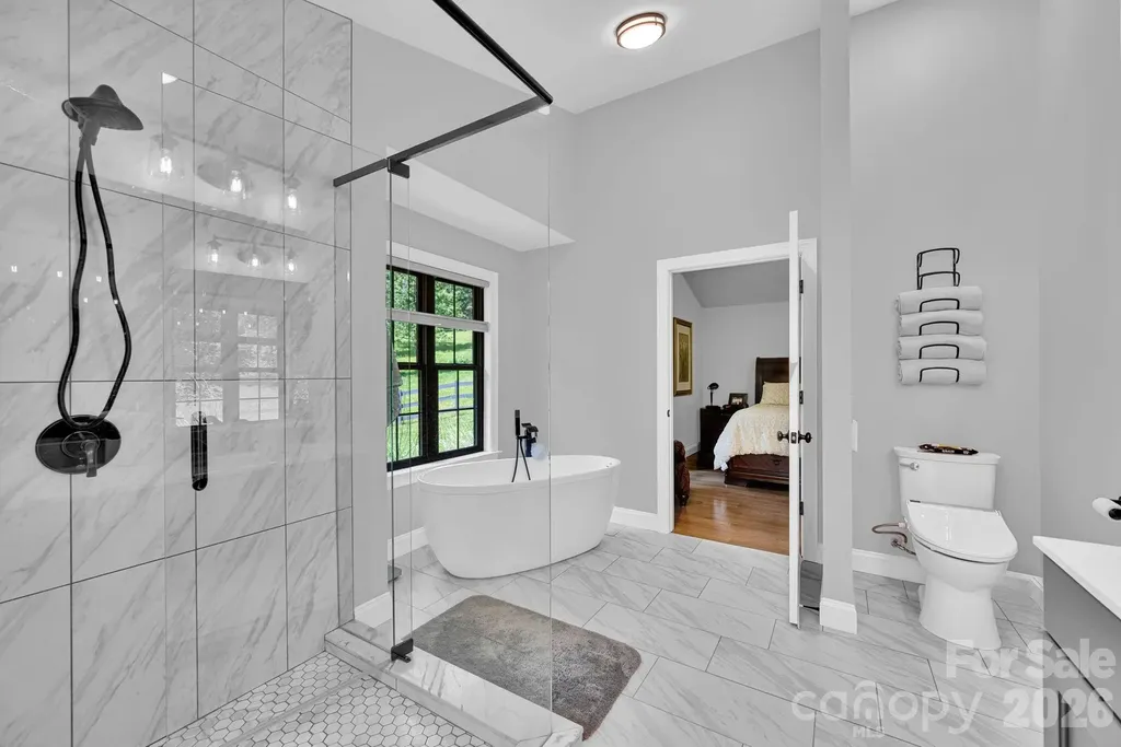 23 Lindsey Loop Road Fletcher NC 28732