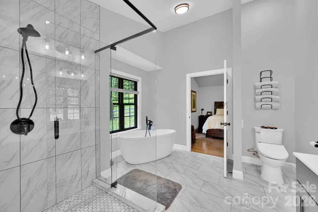 23 Lindsey Loop Road Fletcher NC 28732