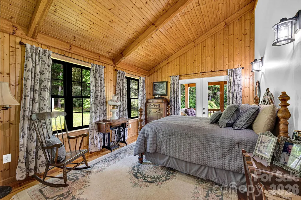 23 Lindsey Loop Road Fletcher NC 28732