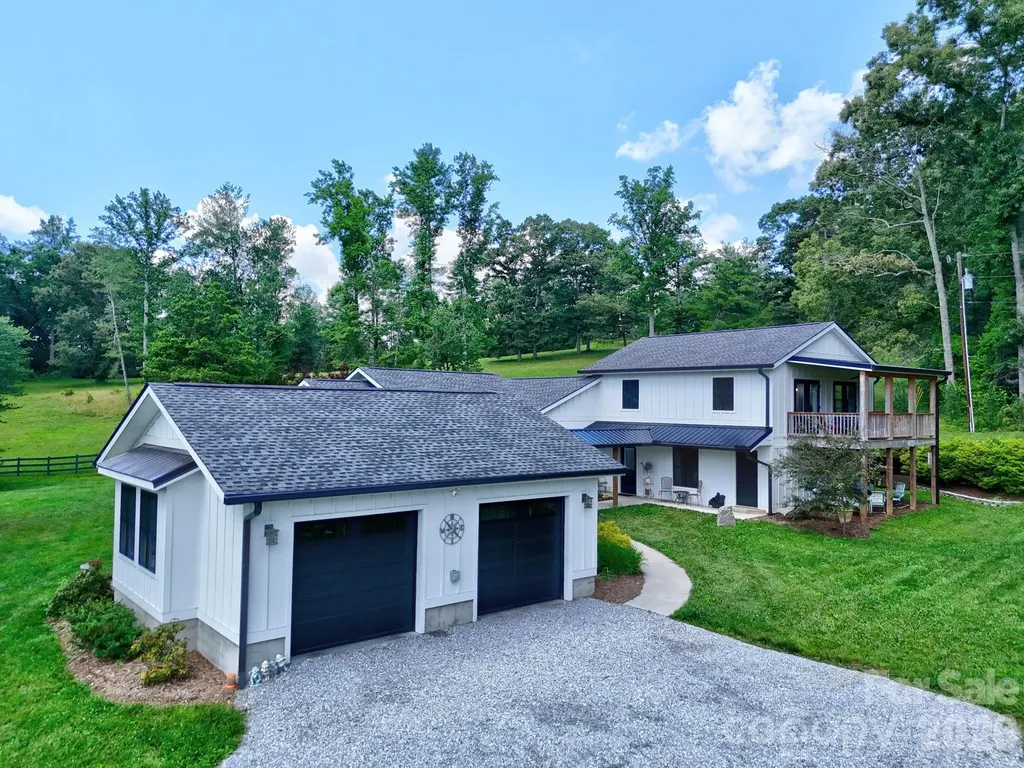 23 Lindsey Loop Road Fletcher NC 28732