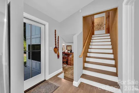 23 Lindsey Loop Road Fletcher NC 28732