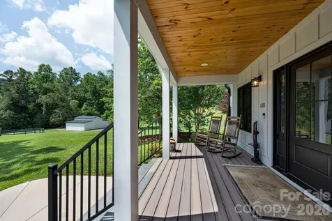 23 Lindsey Loop Road Fletcher NC 28732
