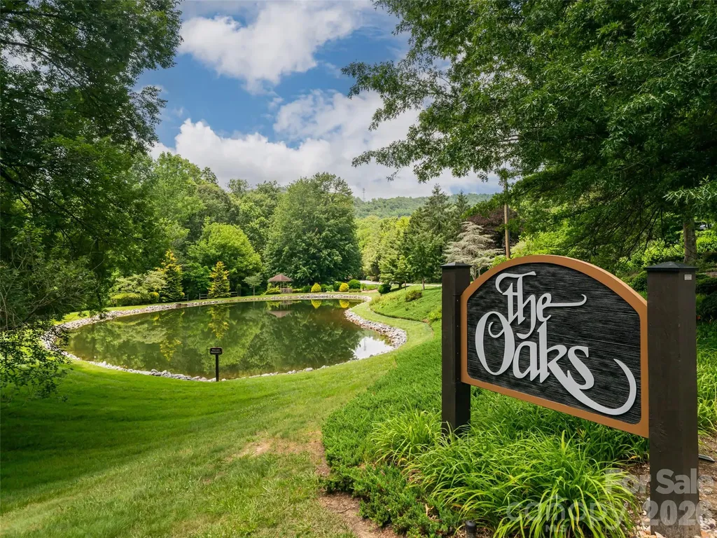 112 Live Oak Lane Hendersonville NC 28791