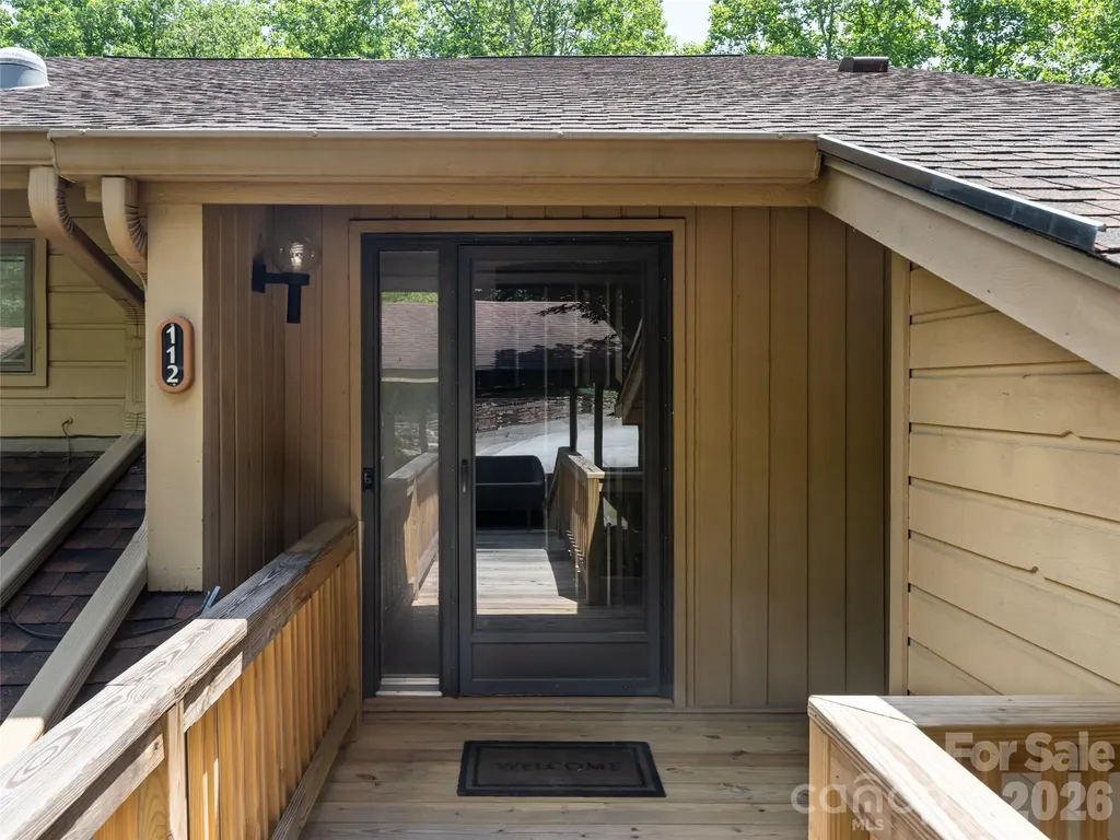 112 Live Oak Lane Hendersonville NC 28791