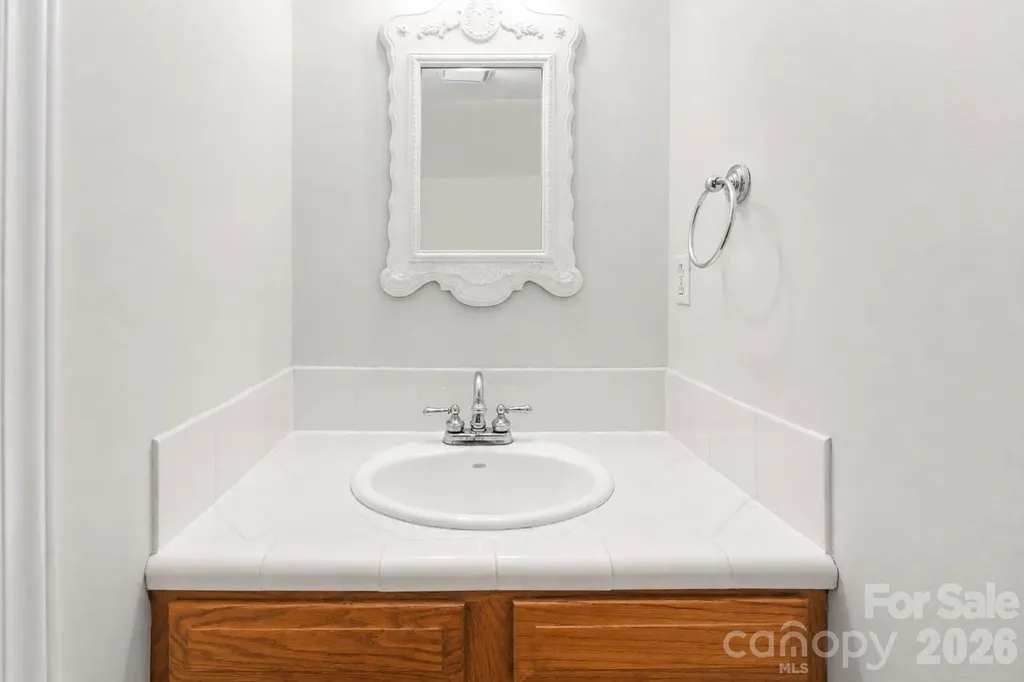 8157 Circle Tree Lane Charlotte NC 28277