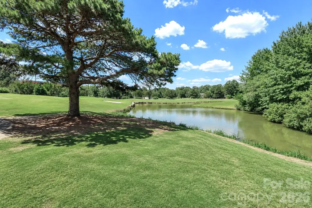 8157 Circle Tree Lane Charlotte NC 28277