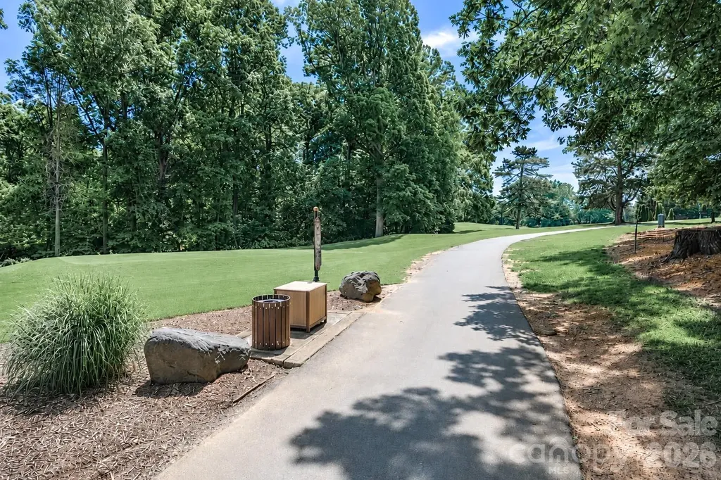 8157 Circle Tree Lane Charlotte NC 28277