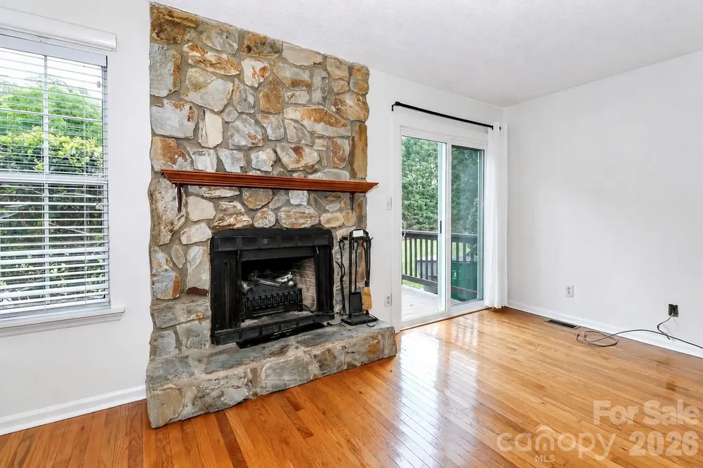 8157 Circle Tree Lane Charlotte NC 28277