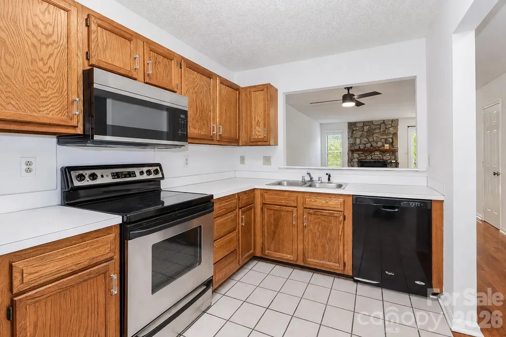 8157 Circle Tree Lane Charlotte NC 28277