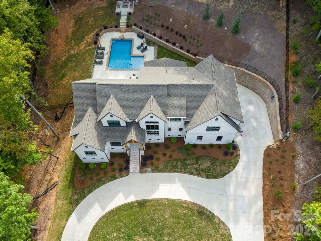 506 Stuart Ridge Cramerton NC 28032