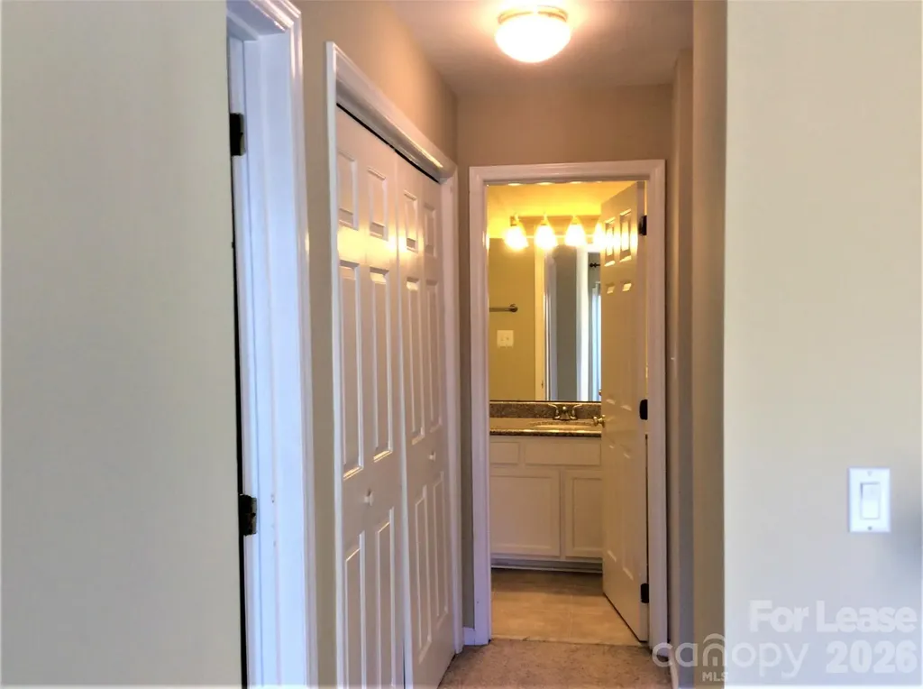 1109 E Morehead Street Charlotte NC 28204