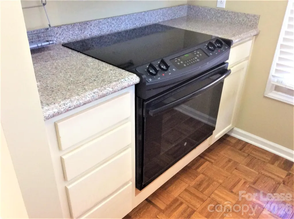 1109 E Morehead Street Charlotte NC 28204