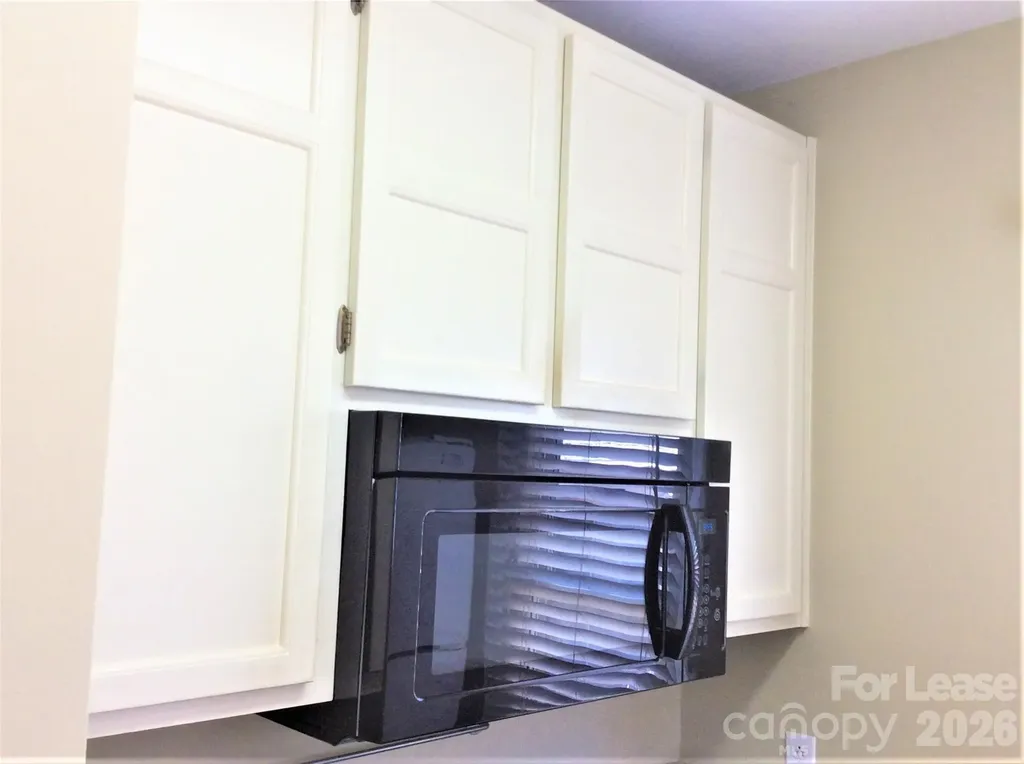1109 E Morehead Street Charlotte NC 28204