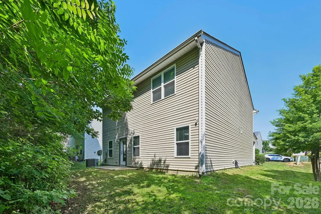 2206 Turtle Point Road Charlotte NC 28262