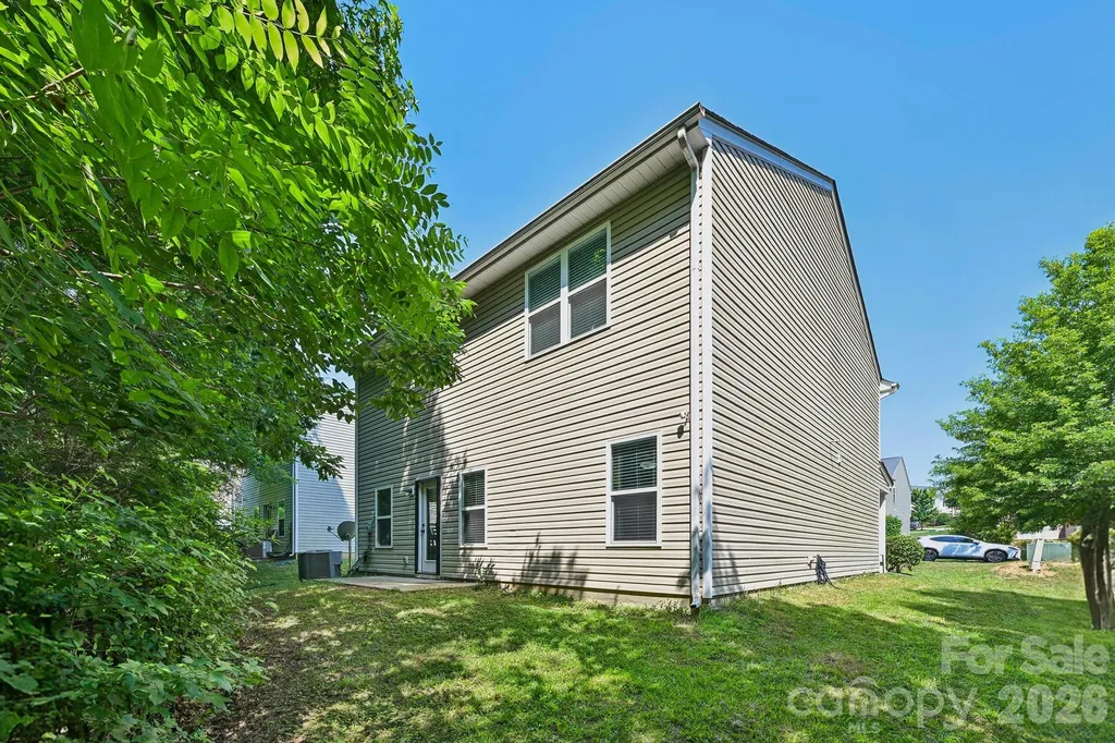 2206 Turtle Point Road Charlotte NC 28262