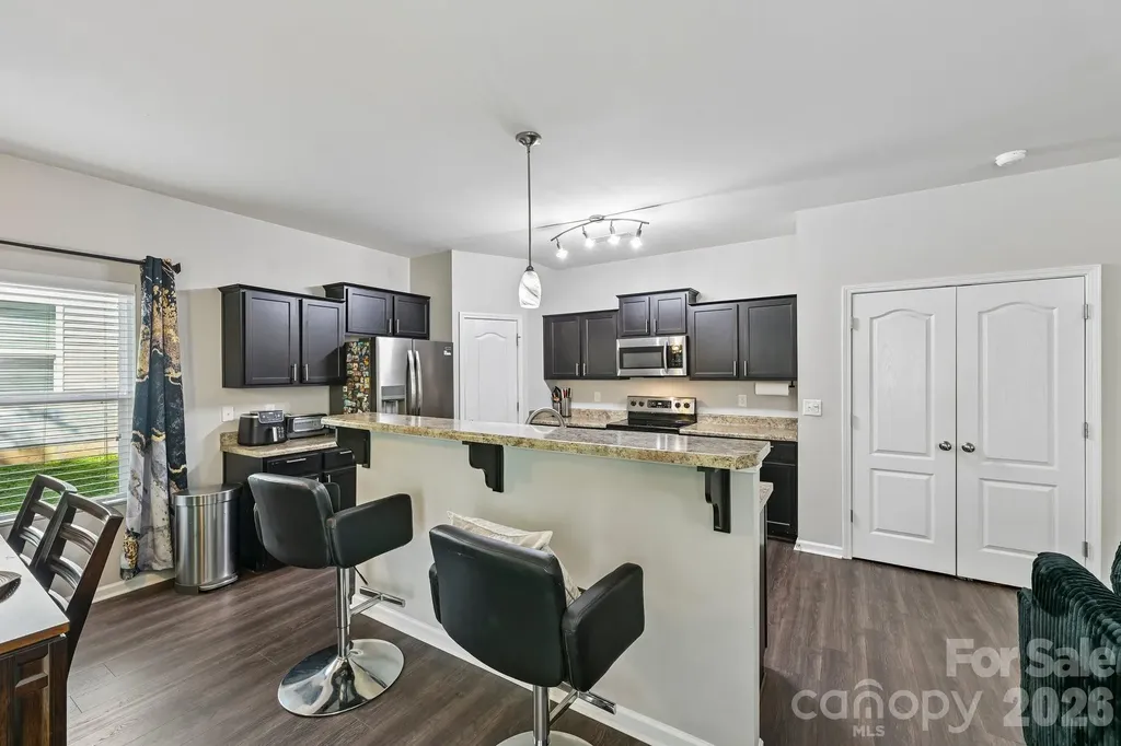 2206 Turtle Point Road Charlotte NC 28262
