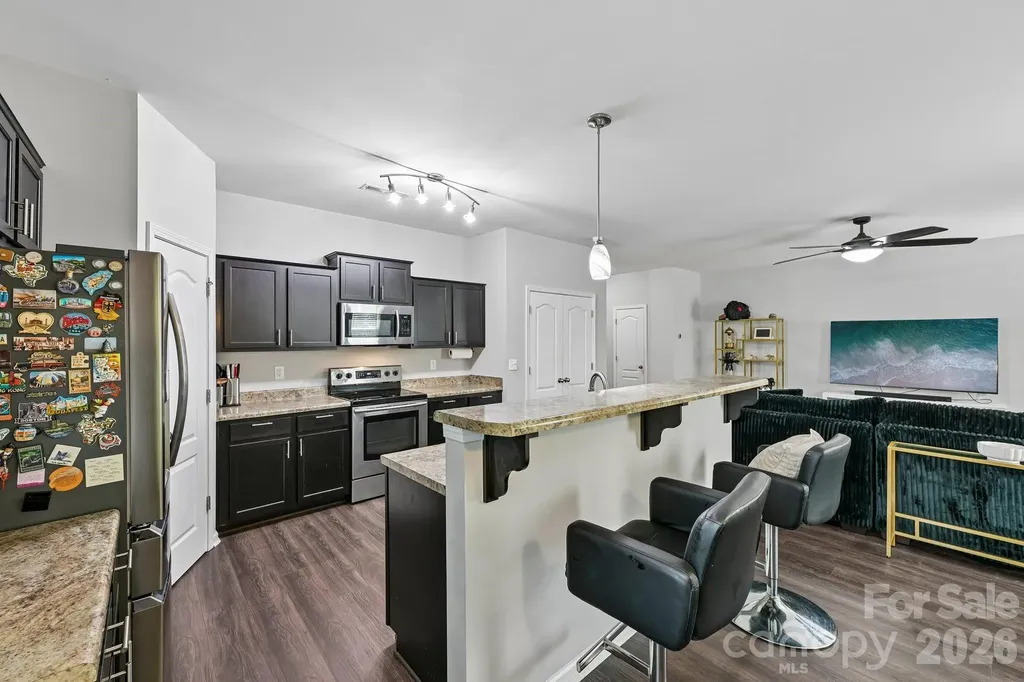 2206 Turtle Point Road Charlotte NC 28262