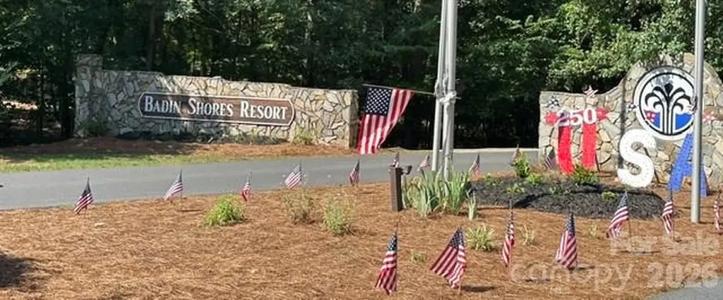 143 Cardinal Drive New London NC 28127