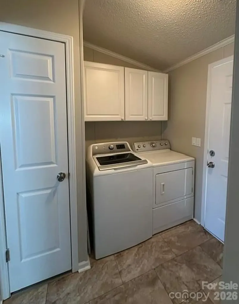143 Cardinal Drive New London NC 28127