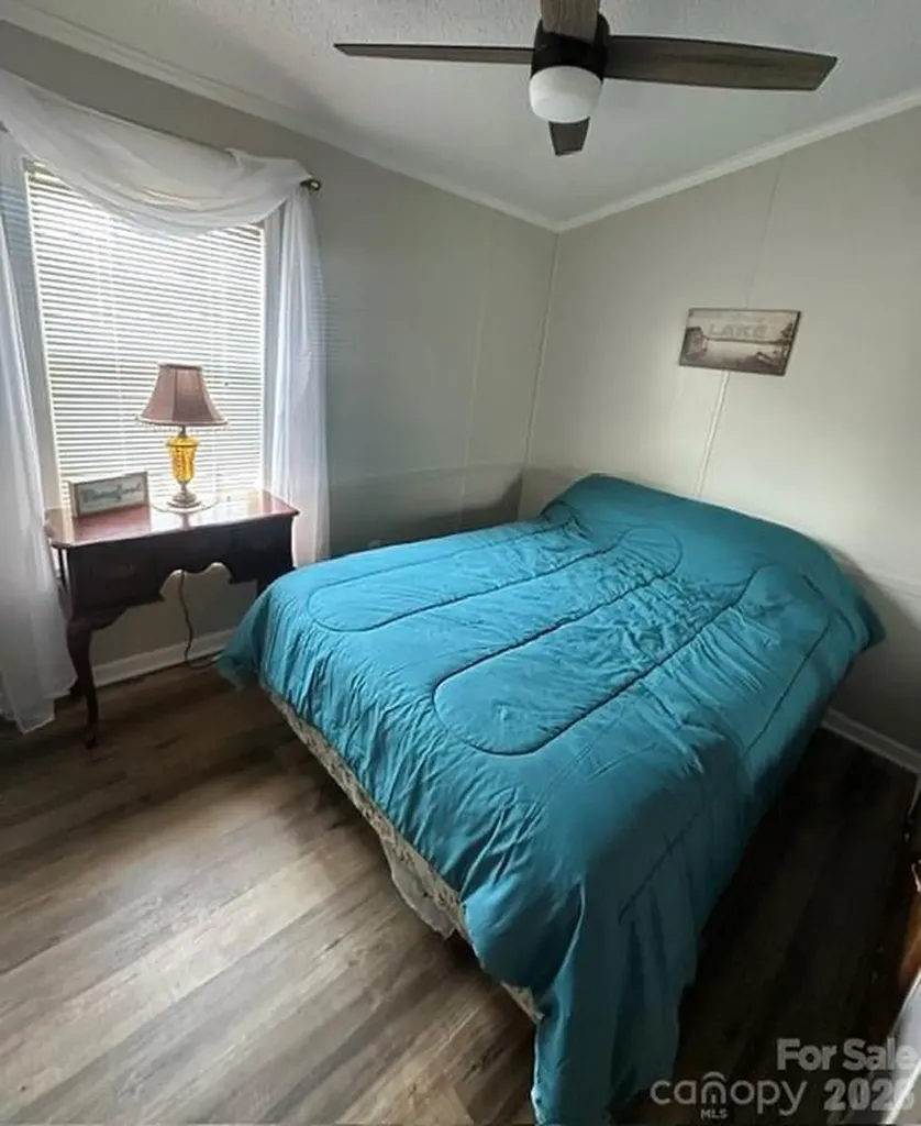 143 Cardinal Drive New London NC 28127
