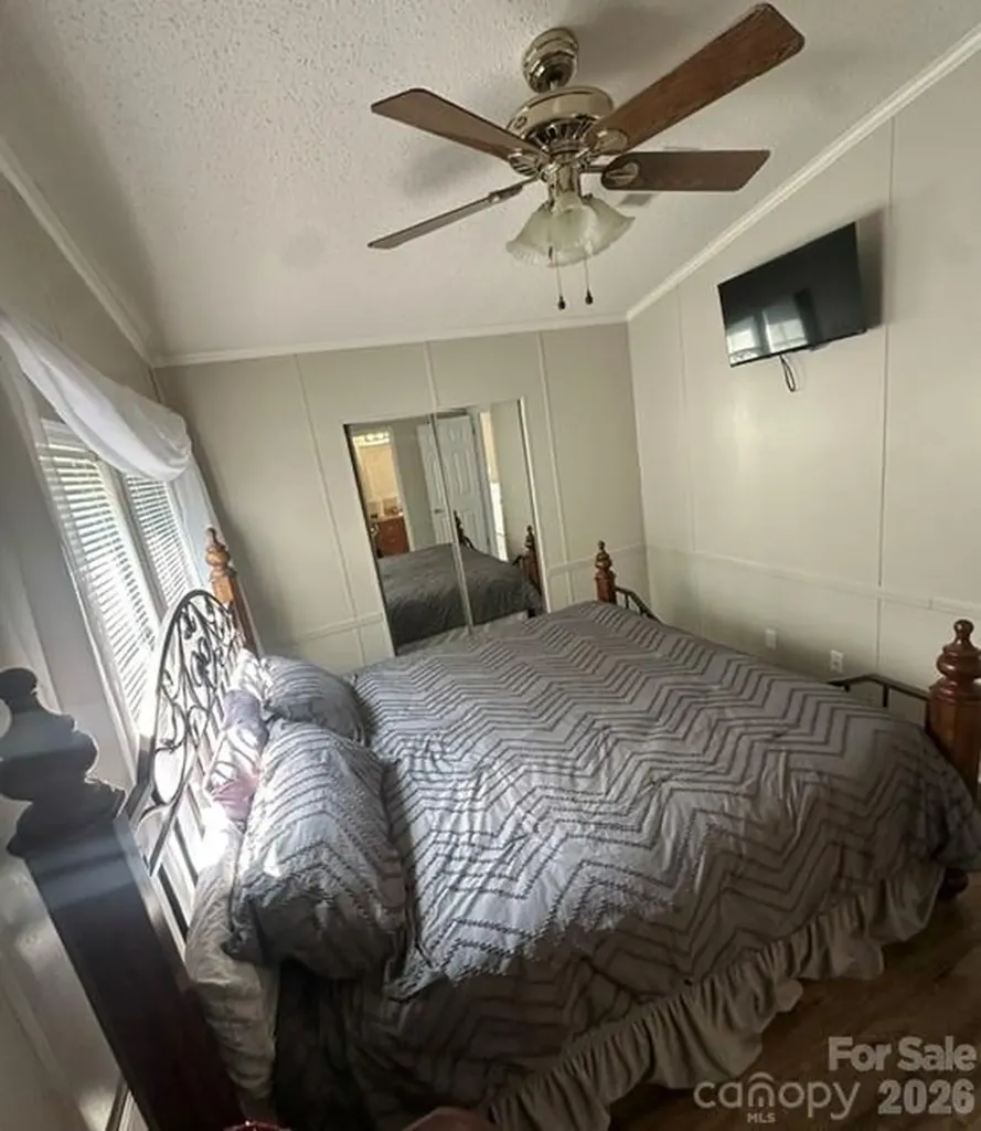 143 Cardinal Drive New London NC 28127