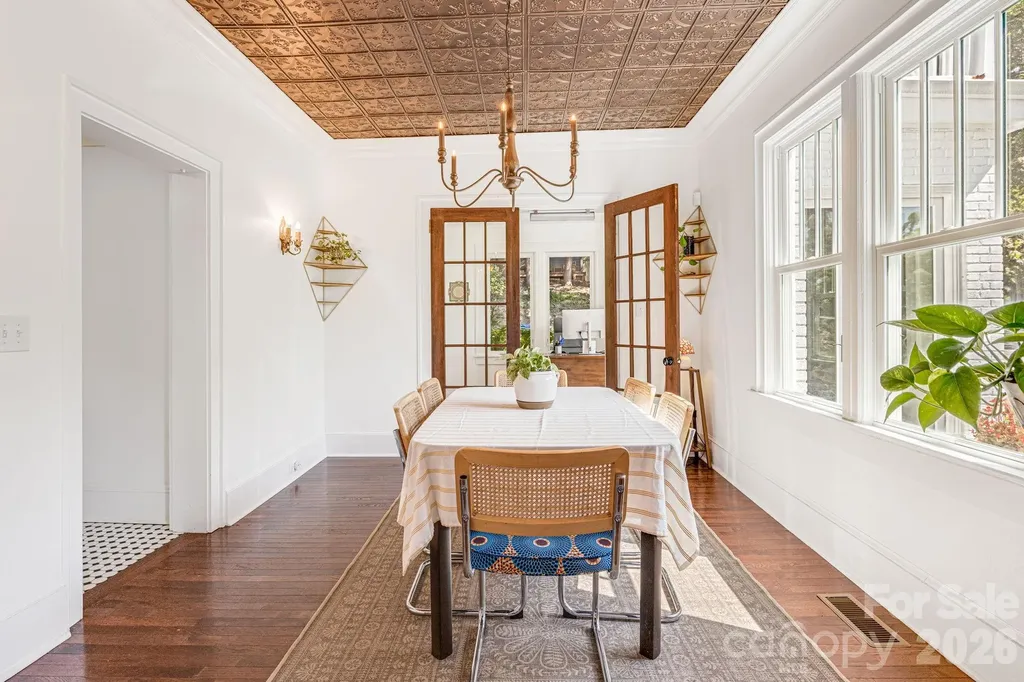 18 Robinwood Avenue Asheville NC 28806